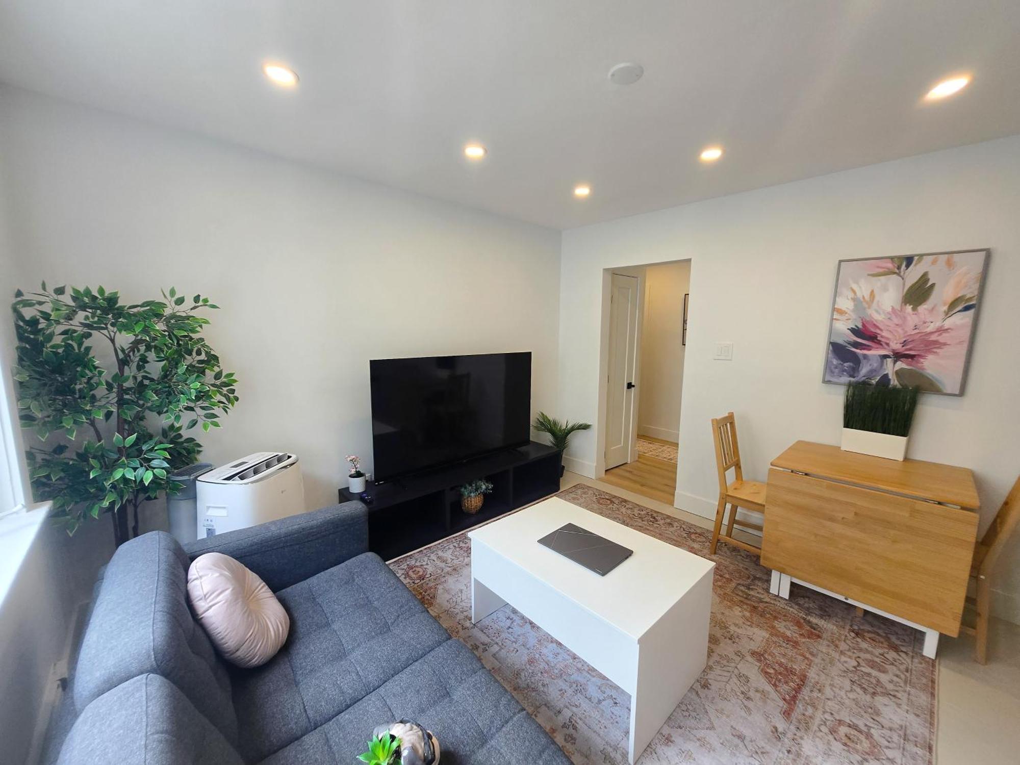 Jstlikehome - Serenity Suites Оттава Экстерьер фото